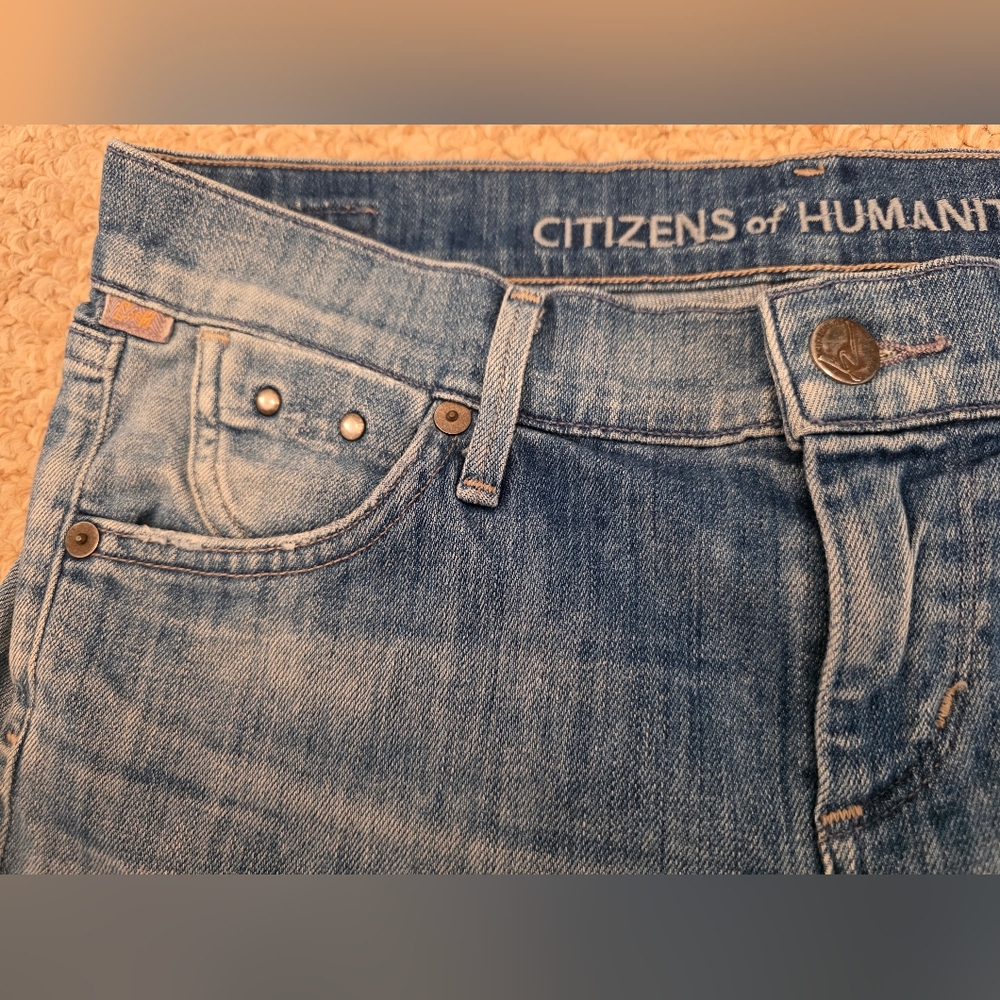 Citizens of Humanity Blue Denim Cut Off Shorts - Picture 2 of 8